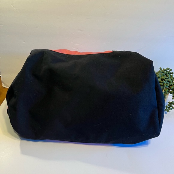 L.L. Bean Pink Small Gym Duffle Bag. - Picture 6 of 7